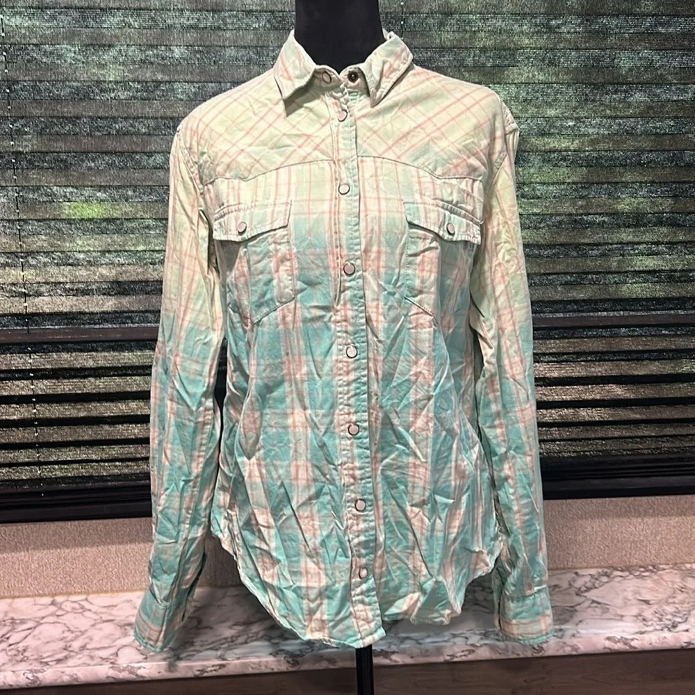 Jachs Girlfriend Women’s Ombré Green‎ Plaid LS Snap Front Cotton Shirt Large
